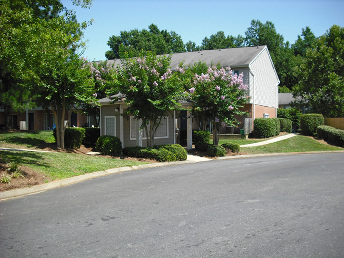 Piedmont Pointe Apartments in Mooresville, NC